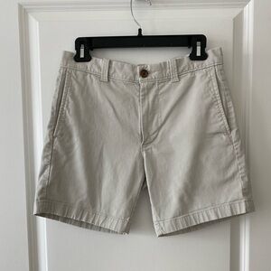 J crew men’s khaki beige 7” inseam chino shorts Sz 28